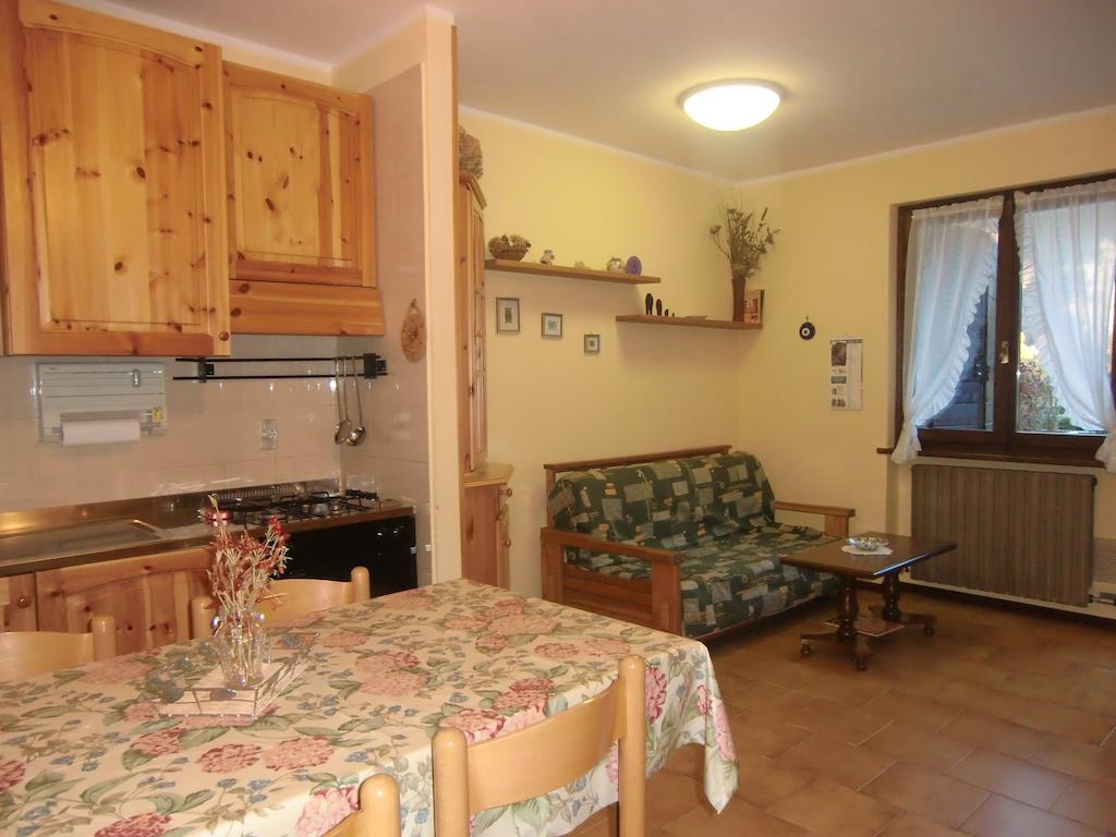 Appartamento Belvedere Molina di Ledro Zimmer foto